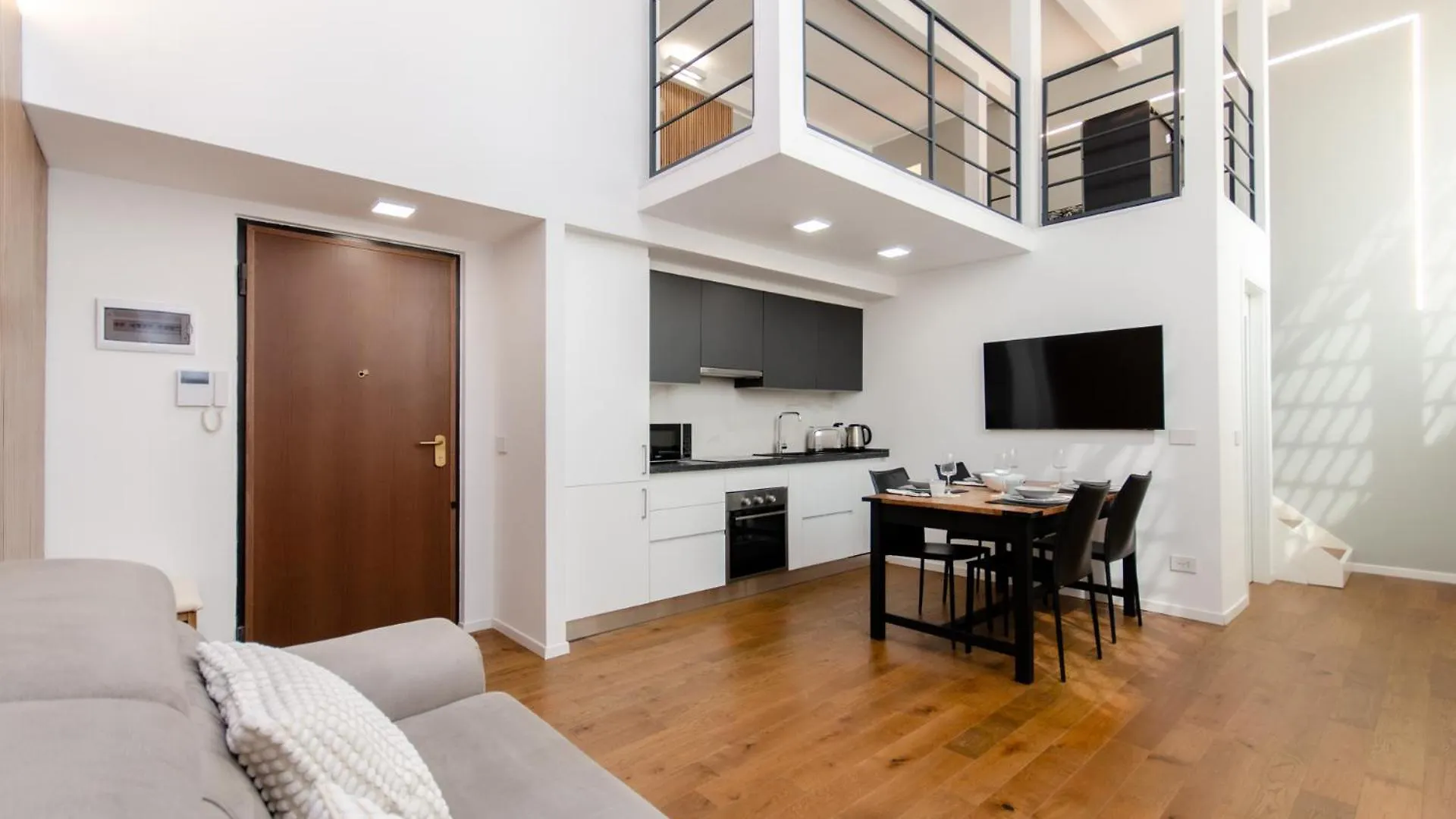 Vivimihome - Alexander Suite Milano Διαμέρισμα Μιλάνο