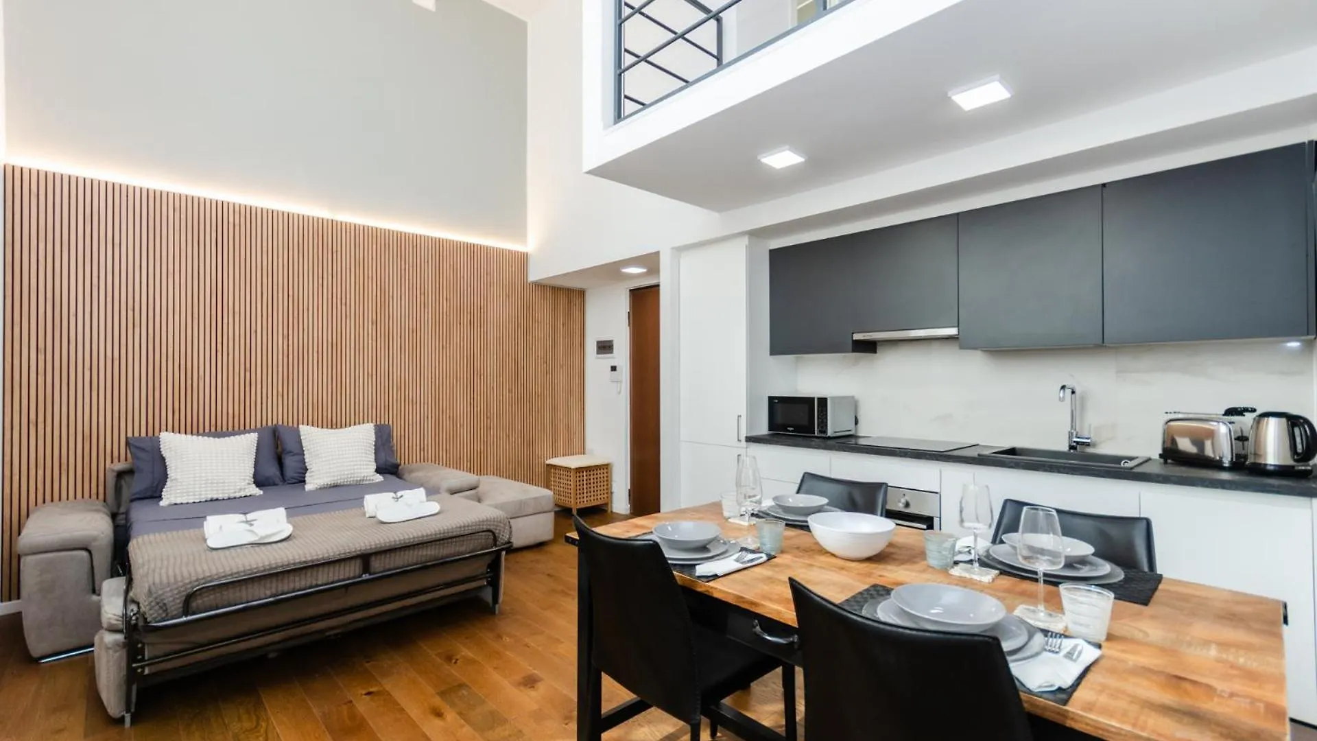Vivimihome - Alexander Suite Milano Apartment