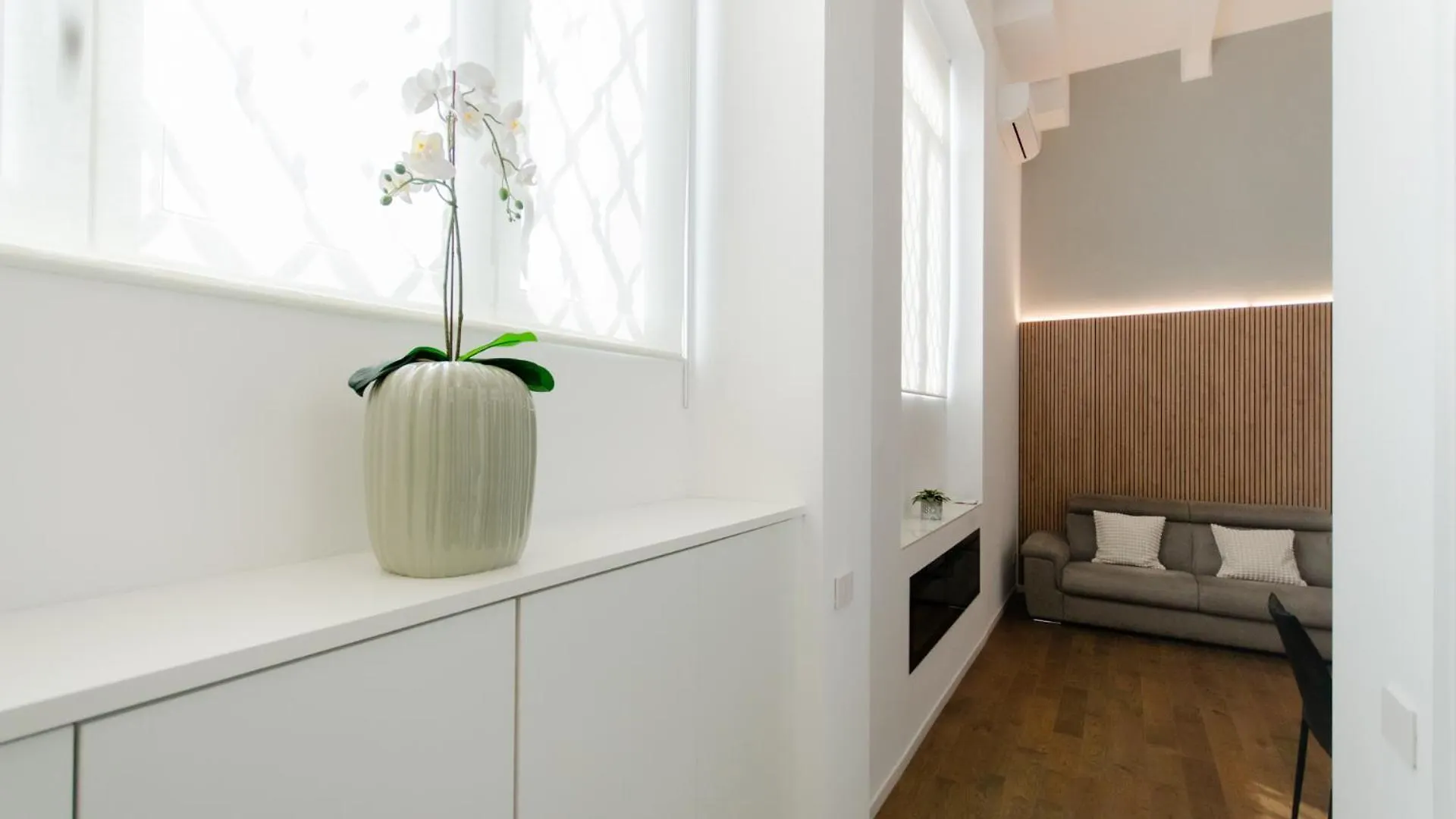 Vivimihome - Alexander Suite Milano Apartment